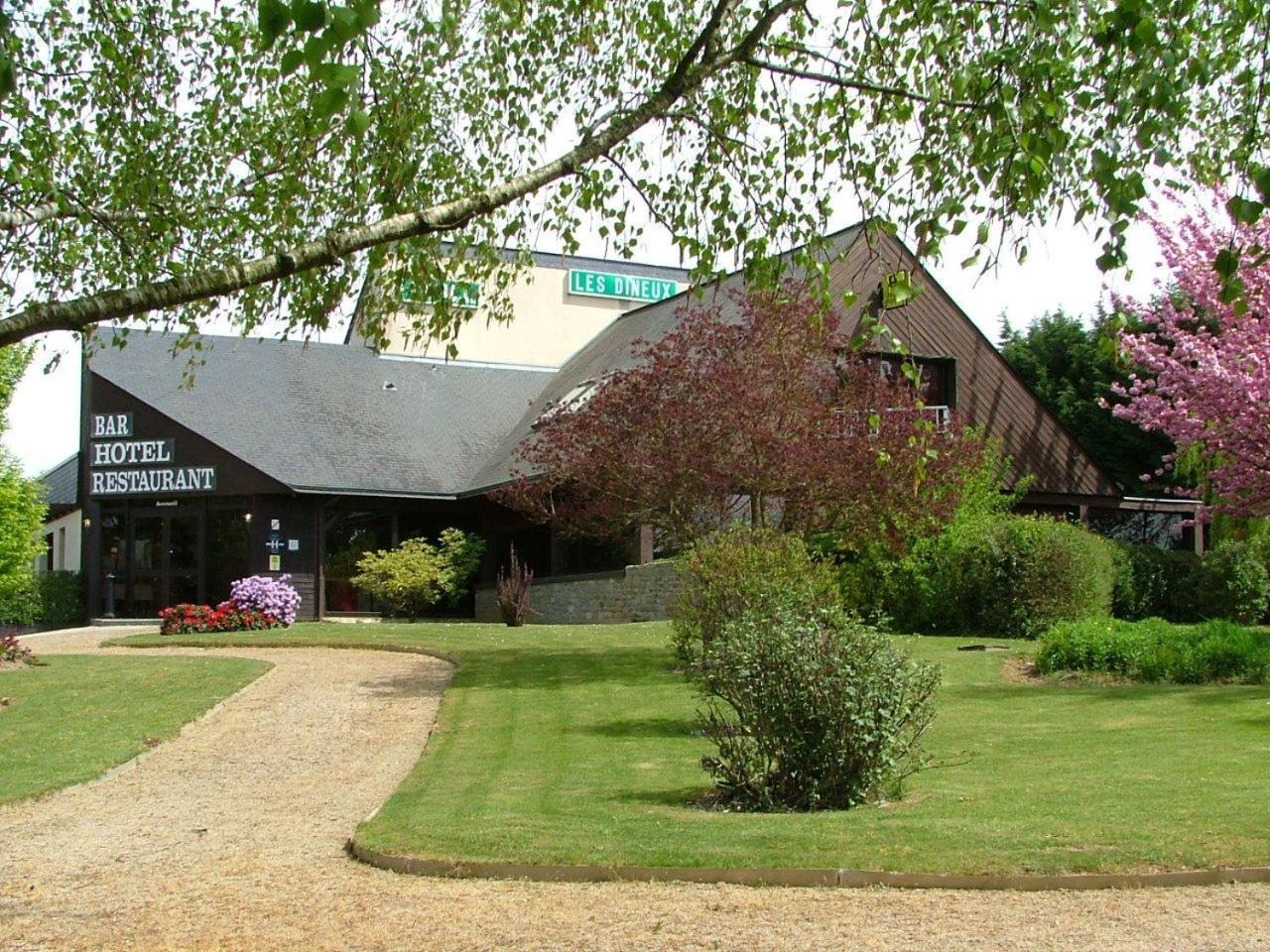 Les Dineux Village Trémeur Eksteriør billede